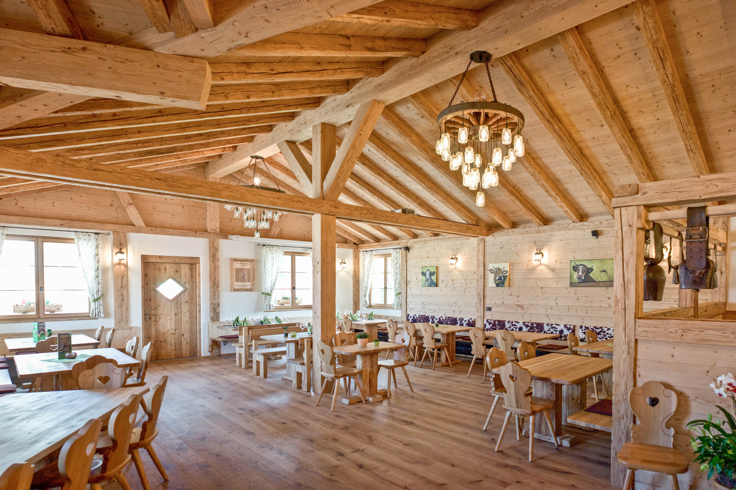 RESTAURANT Q-HOF MOSTELBERG | Antique construction timber spruche/fir steamed chopped slightly brushed and antique facades Pizol spruce heat-treated chopped brushed