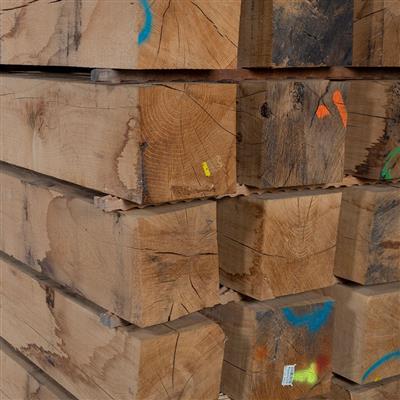 Timber Beams European Oak sawn 300 x 300 mm